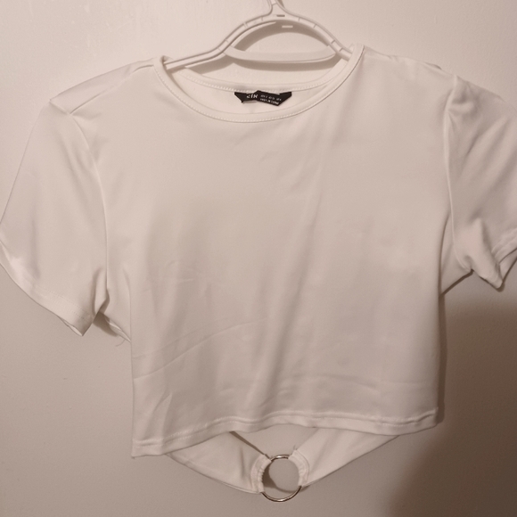 White Backless Crop Top SHEIN - Picture 1 of 4